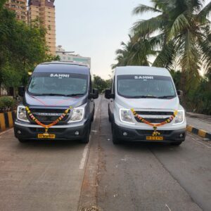 16+1 Urbania VIP Coach